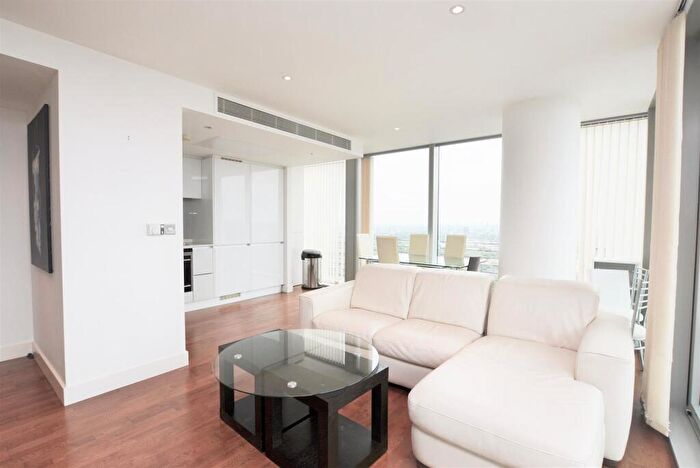 2 Bedroom Apartment For Sale In Marsh Wall, Canary Wharf, E14