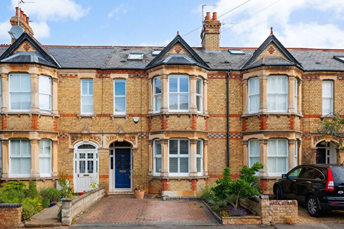 4 Bedroom Terraced House For Sale In Thorncliffe Road, Summertown, Oxford, OX2