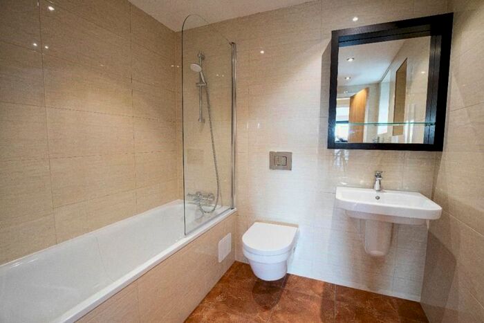 1 Bedroom Flat To Rent In Monument Street, London, EC3R