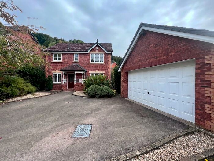 4 Bedroom Detached House To Rent In Tinmans Green, Redbrook, NP25