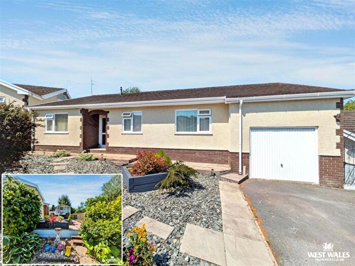 4 Bedroom Detached Bungalow For Sale In Llangunnor, Carmarthen, SA31