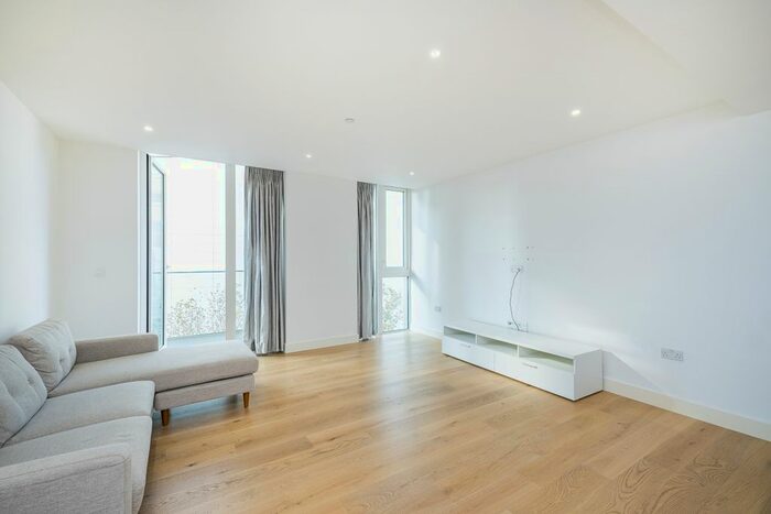 2 Bedroom Flat To Rent In Vaughan Way, London, E1W