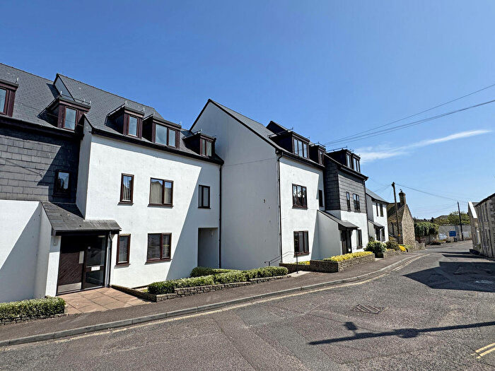 2 Bedroom Flat For Sale In New Cut, Beer, EX12