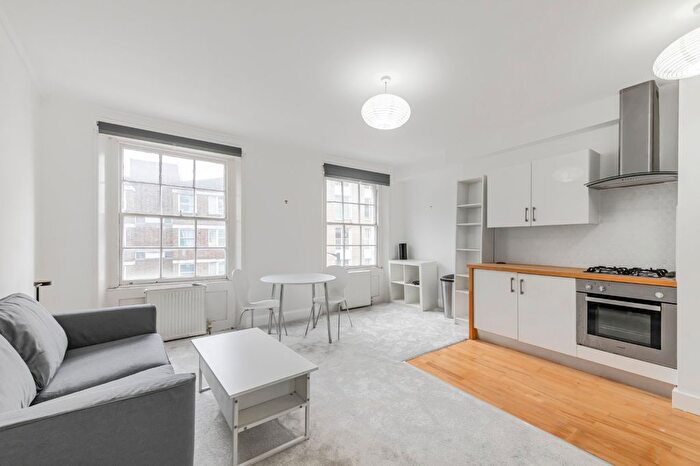 1 Bedroom Flat To Rent In Porchester Road, Bayswater, London, W2