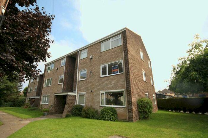 2 Bedroom Flat To Rent In Regent Gardens, Grimsby, DN34
