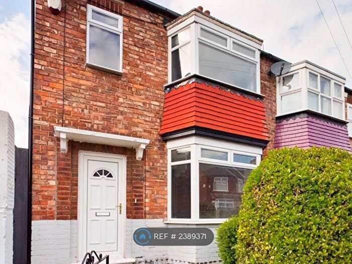 3 Bedroom Semi-Detached House To Rent In York Road, Middlesbrough, TS5