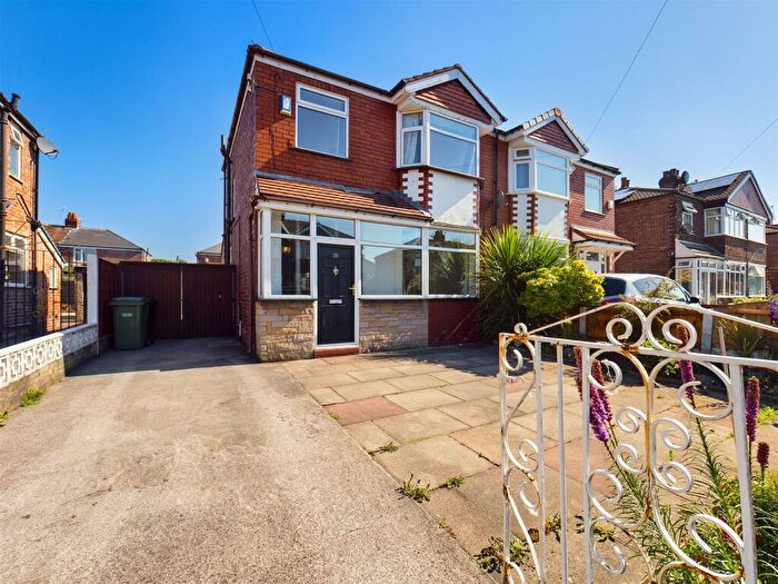 3 Bedroom Semi-Detached House To Rent In Bradwell Avenue, Stretford, Manchester, M32