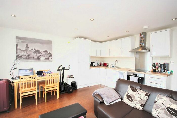 1 Bedroom Flat To Rent In High Street, Barnet, EN5