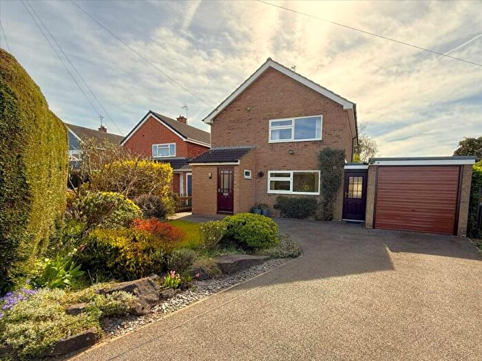 3 Bedroom Detached House For Sale In Stella Avenue, Tollerton, Nottingham, NG12