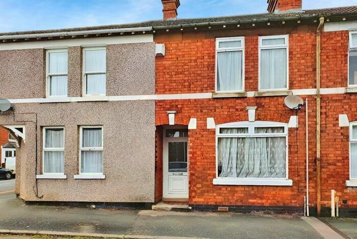2 Bedroom Terraced House To Rent In Russell Street, Kettering, NN16