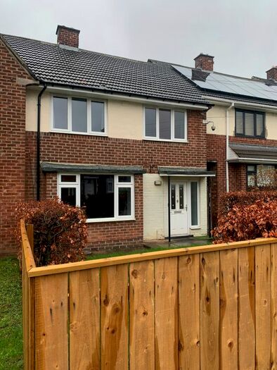 3 Bedroom Semi-Detached House To Rent In Wrensfield Road, Stockton - On - Tees, TS19