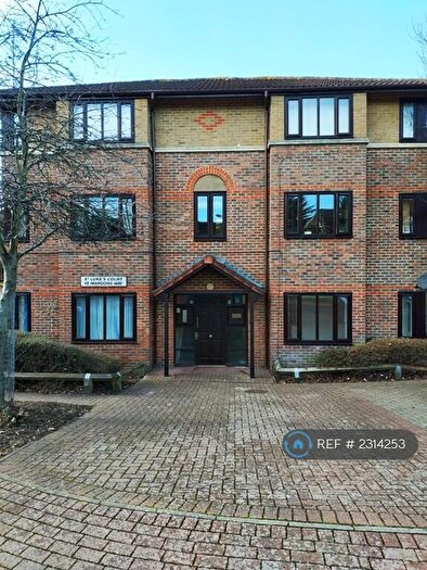 1 Bedroom Flat To Rent In St. Lukes Court, London, SE6