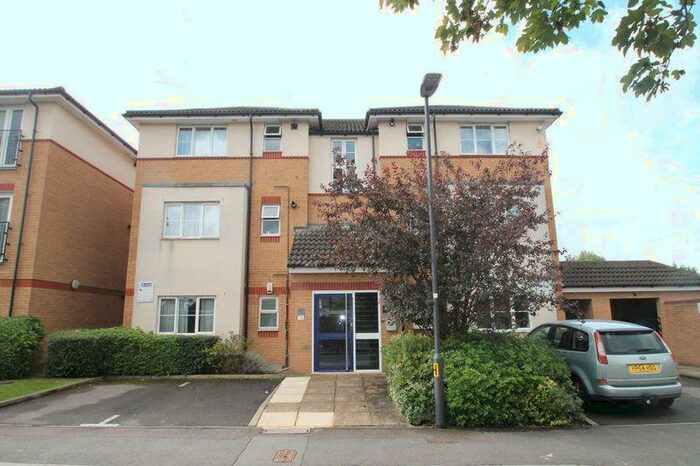 2 Bedroom Flat To Rent In Collapit Close, Harrow, HA1