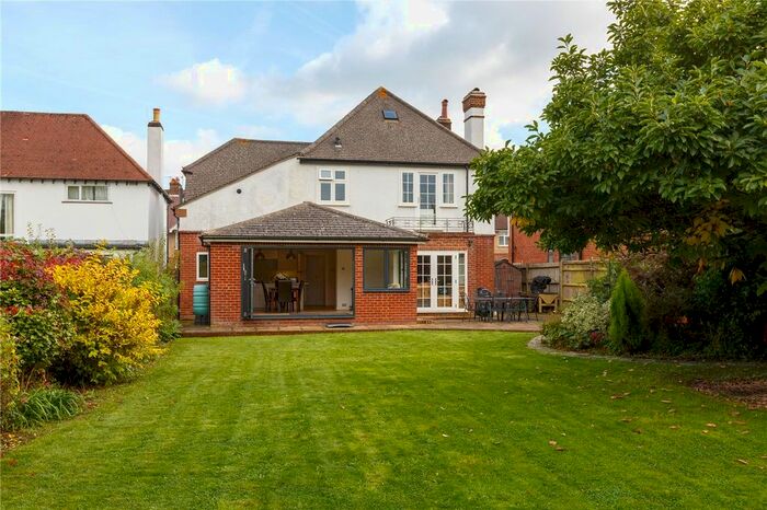 4 Bedroom Detached House To Rent In Wilman Road, Tunbridge Wells, Kent, TN4