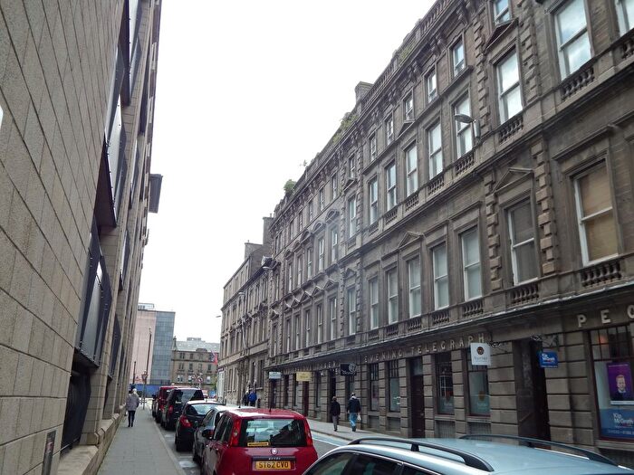 2 Bedroom Flat To Rent In Bank Street, Dundee, DD1