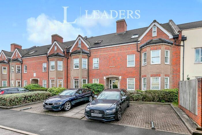 2 Bedroom Property To Rent In Old School Close, Guildford, GU1