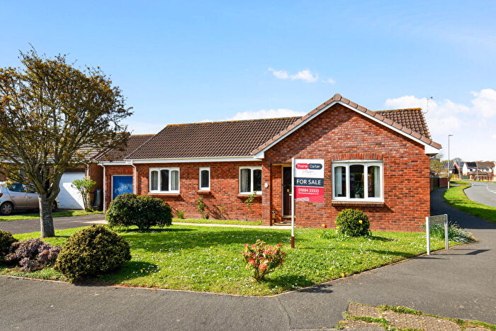 3 Bedroom Detached Bungalow For Sale In Spindlebury, Cullompton, EX15