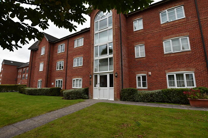2 Bedroom Apartment To Rent In Gadfield Grove Atherton Manchester Greater Manchester, M46
