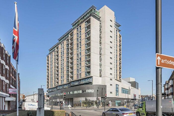 2 Bedroom Flat To Rent In Kingsway, North FInchley, N12