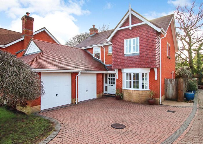 4 Bedroom Detached House For Sale In Brackens Way, Lymington, Hampshire, SO41