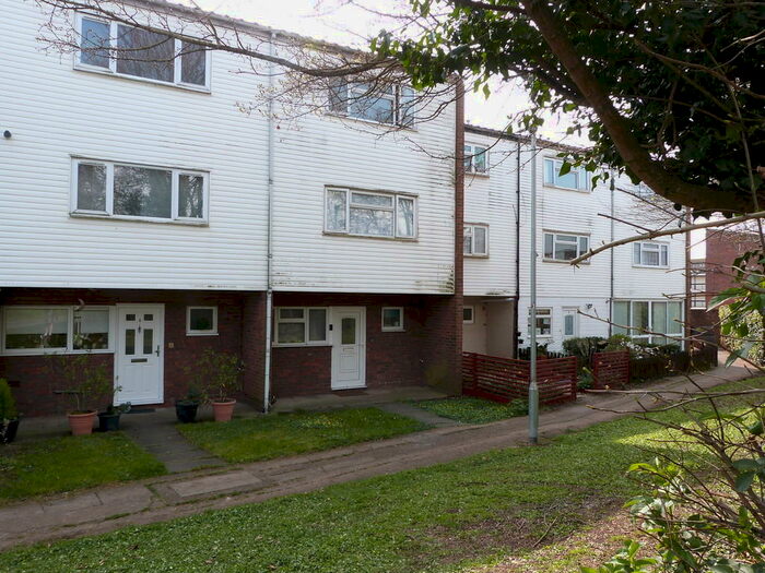 4 Bedroom Terraced House To Rent In Badburgham Court, Waltham Abbey, EN9