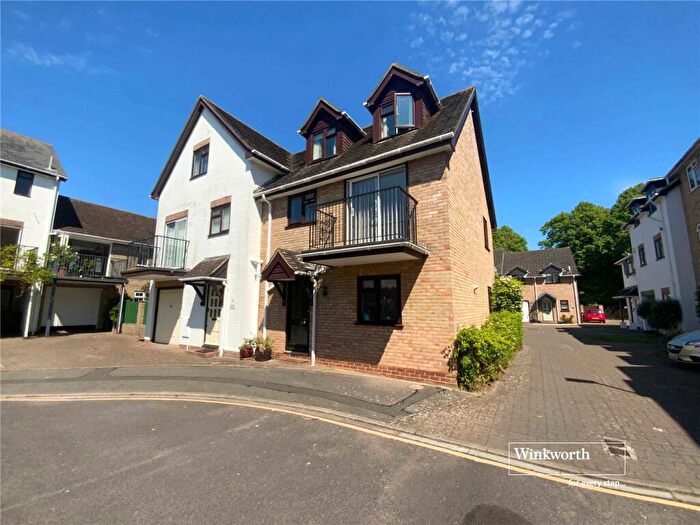 2 Bedroom Semi-Detached House For Sale In Anchor Close, Christchurch, Dorset, BH23