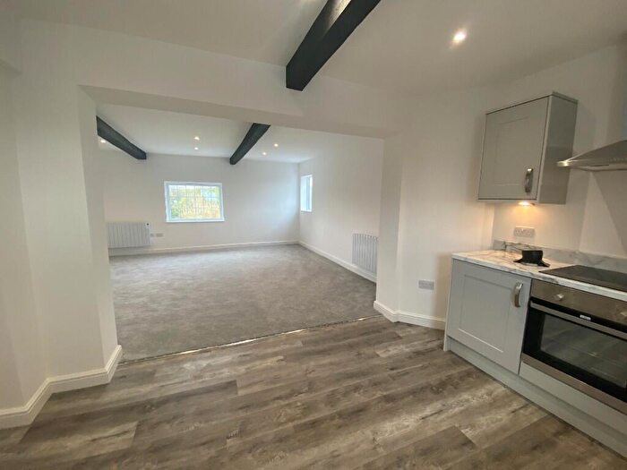 2 Bedroom Flat To Rent In Station Road, DE65