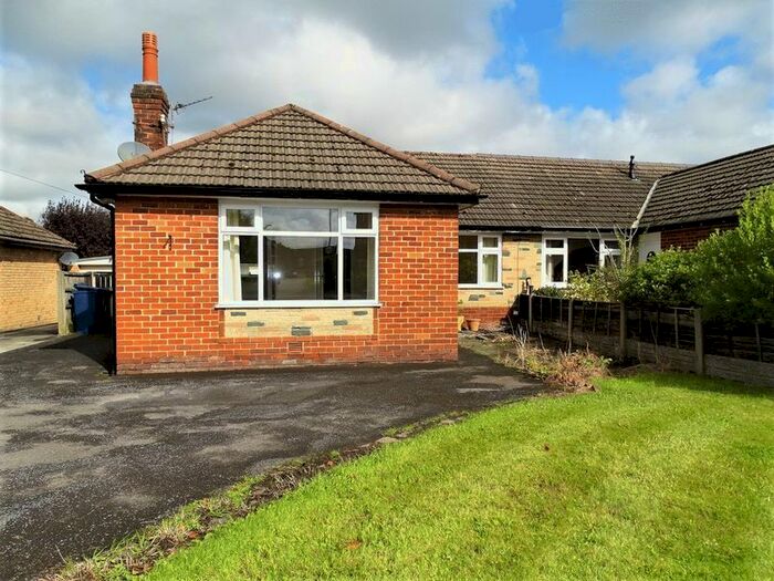2 Bedroom Bungalow To Rent In Hugh Barn Lane, New Longton, Preston, PR4