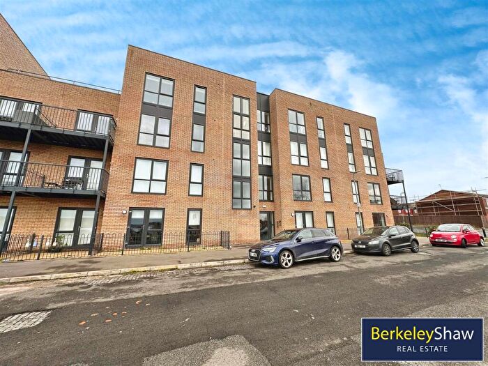 2 Bedroom Apartment To Rent In Heriot Street, Kirkdale, Liverpool, L5