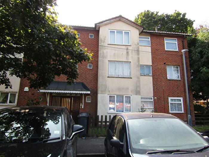 1 Bedroom Flat To Rent In Chilvers Grove, Solihull, B37