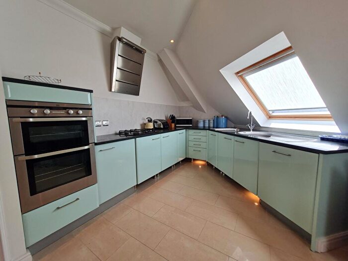 2 Bedroom Penthouse To Rent In Nunwell Street, Sandown, PO36