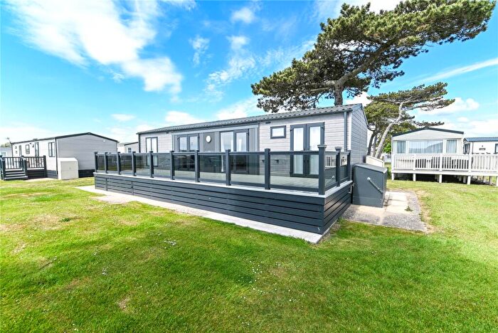2 Bedroom Park Home For Sale In Chewton Sound, Hoburne Naish Holiday Park, Barton On Sea, Hampshire, BH25