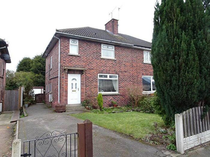 2 Bedroom Semi-Detached House To Rent In Chaucer Road, Herringthorpe, S65