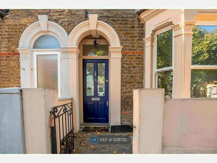 5 Bedroom Terraced House To Rent In Warwick Road, London E15