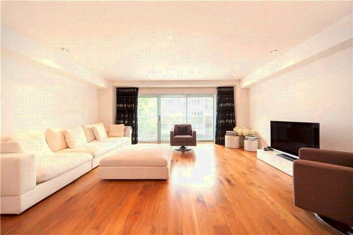 2 Bedroom Flat To Rent In Old Street, London, EC1V