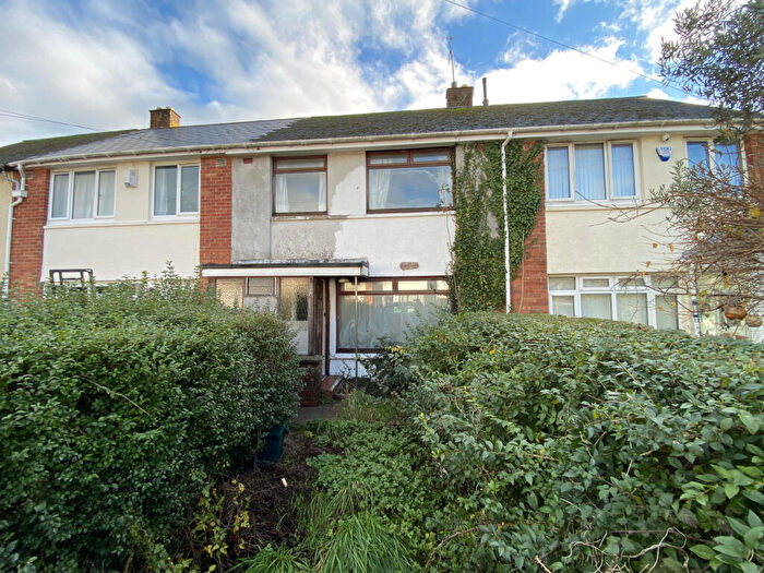 3 Bedroom Detached House For Sale In Ceiriog Close, Barry, CF63