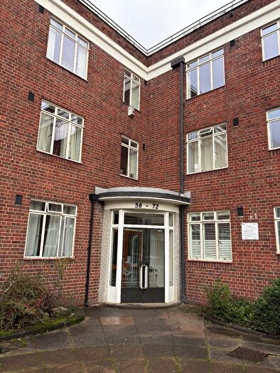 2 Bedroom Flat To Rent In Wilmslow Road, Manchester, Greater Manchester, M14