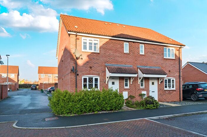 3 Bedroom Semi-Detached House For Sale In Higher Meadow, Cranbrook, EX5