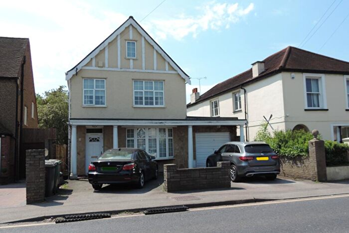 3 Bedroom Detached House To Rent In Southgate Road, Potters Bar, EN6