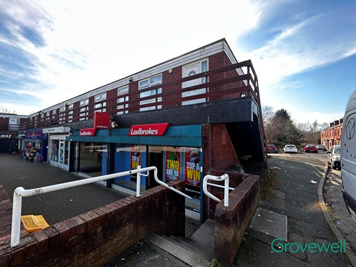 2 Bedroom Flat To Rent In Pennine Precinct, Newhey Road, Milnrow, Rochdale, OL16