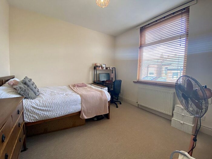 2 Bedroom Terraced House To Rent In Dundonald Road, Didsbury, Manchester, M20