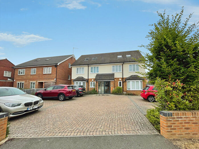 1 Bedroom Apartment For Sale In Banbury Road, Kidlington, OX5