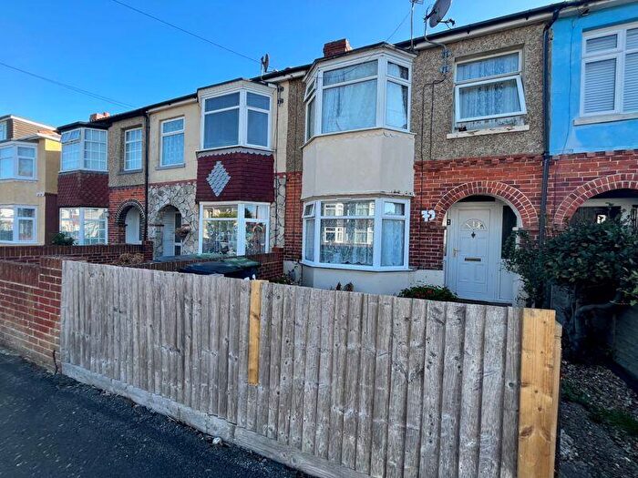 3 Bedroom Terraced House To Rent In Grange Crescent, Gosport, PO12