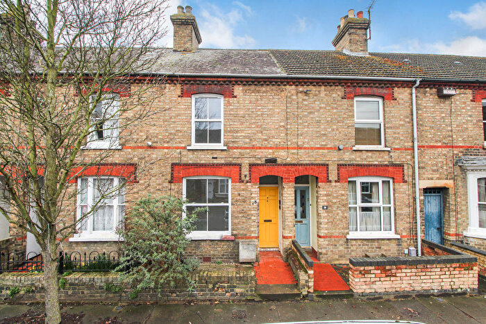2 Bedroom Terraced House To Rent In Howbury Street, Bedford, MK40