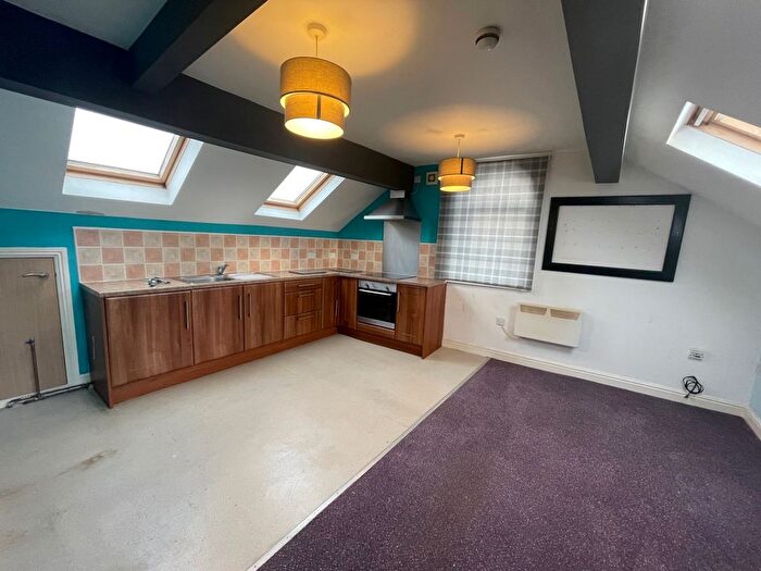 1 Bedroom Flat To Rent In Fair Road Flat A, Bradford, BD6