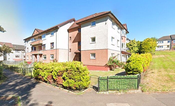 3 Bedroom Flat To Rent In Pendeen Road, Barlanark, Glasgow, G33