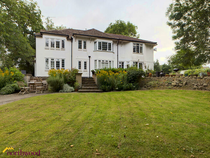 1 Bedroom Apartment To Rent In Overthorpe, Nr Banbury, OX17