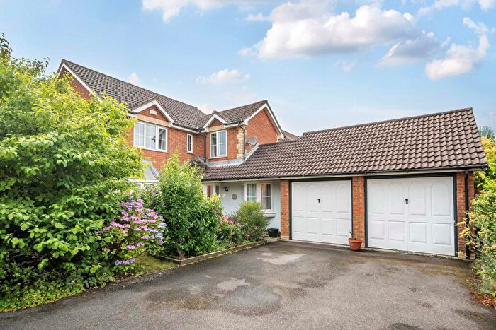 4 Bedroom Detached House For Sale In Horsley Close, Hawkinge, CT18