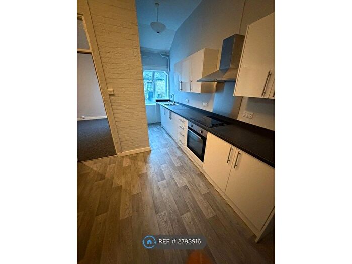 2 Bedroom Flat To Rent In Boscobel Road, St Leonards-On-Sea, TN38