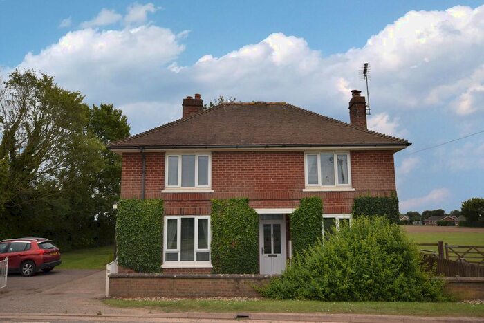 3 Bedroom Detached House For Sale In Main Road, Friskney, PE22